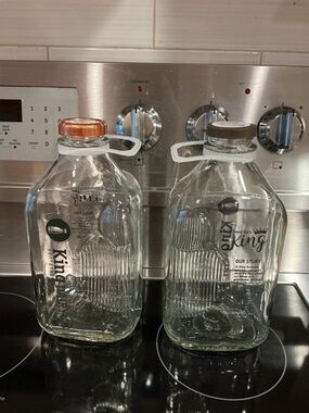 Half Gallon Heavy Glass Milk Juice Bottle Caps 64 Oz Jugs Handles Made In USA x2